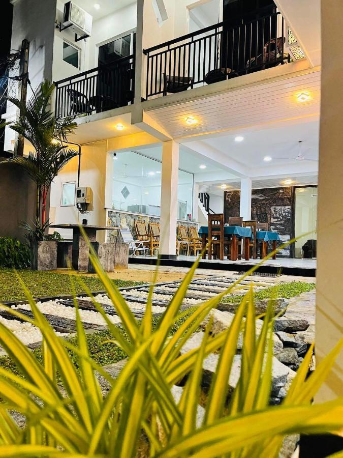 Funwhales Rest House Νεγκόμπο Εξωτερικό φωτογραφία